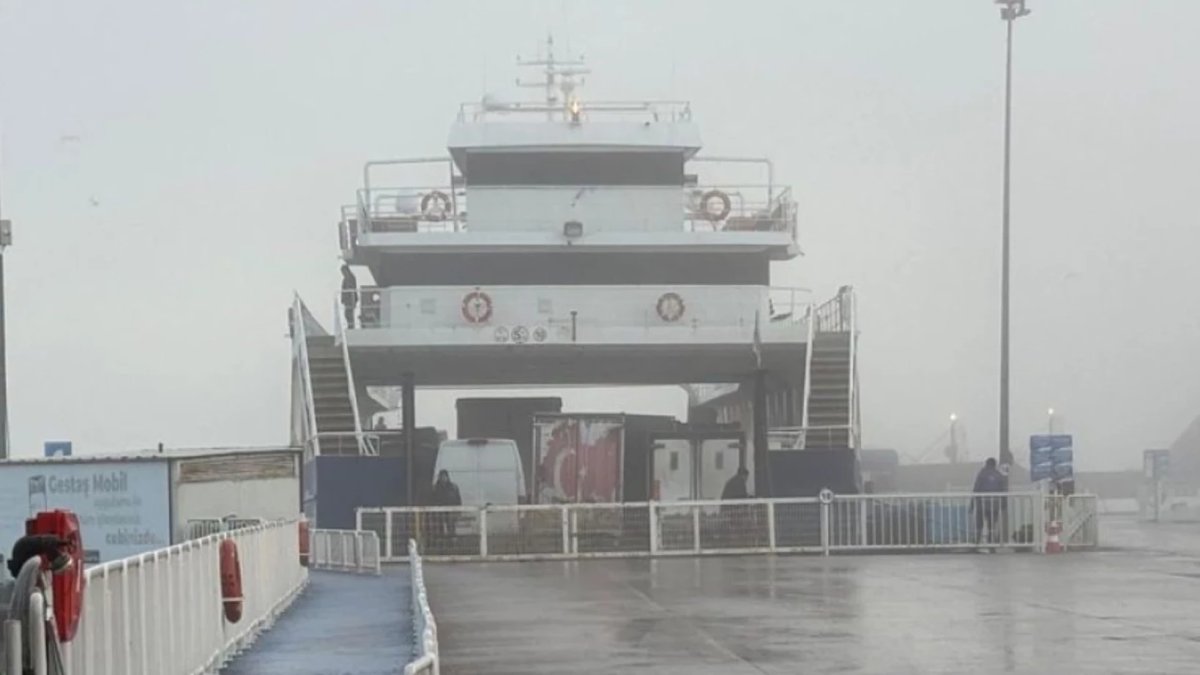 Çanakkale Boğazı’nda sis engeli: Transit geçişler askıya alındı