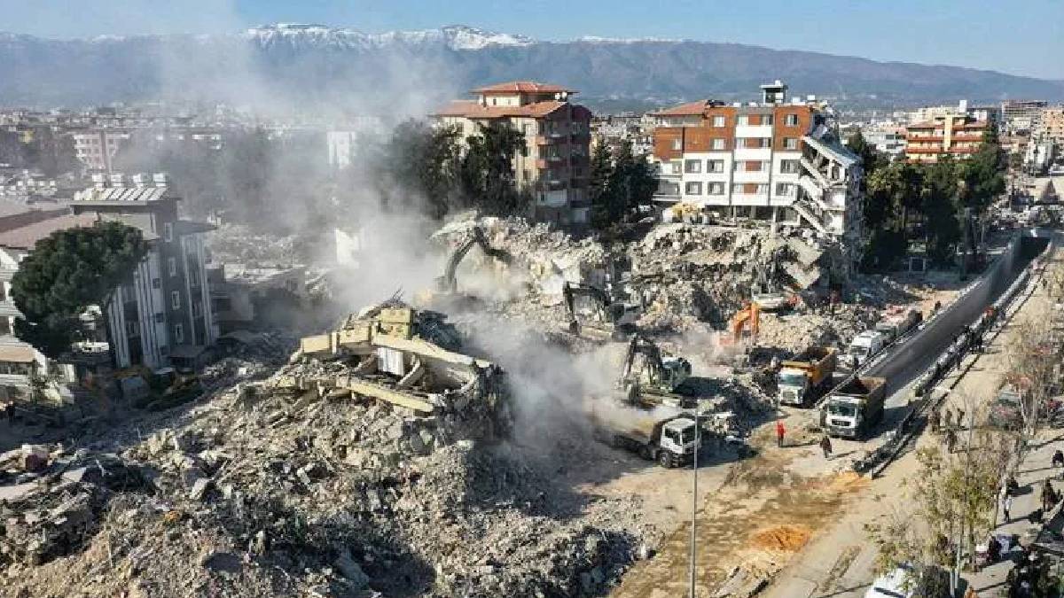 Deprem bölgesinde borç yükü ağırlaştı: KMH borçları 10 kat, kart borçları 4 kat arttı