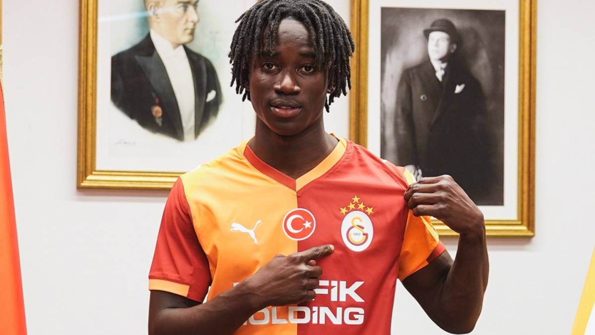 Galatasaray, 6,5 milyon euro ödediği yeni transferini UEFA listesine yazdırmadı