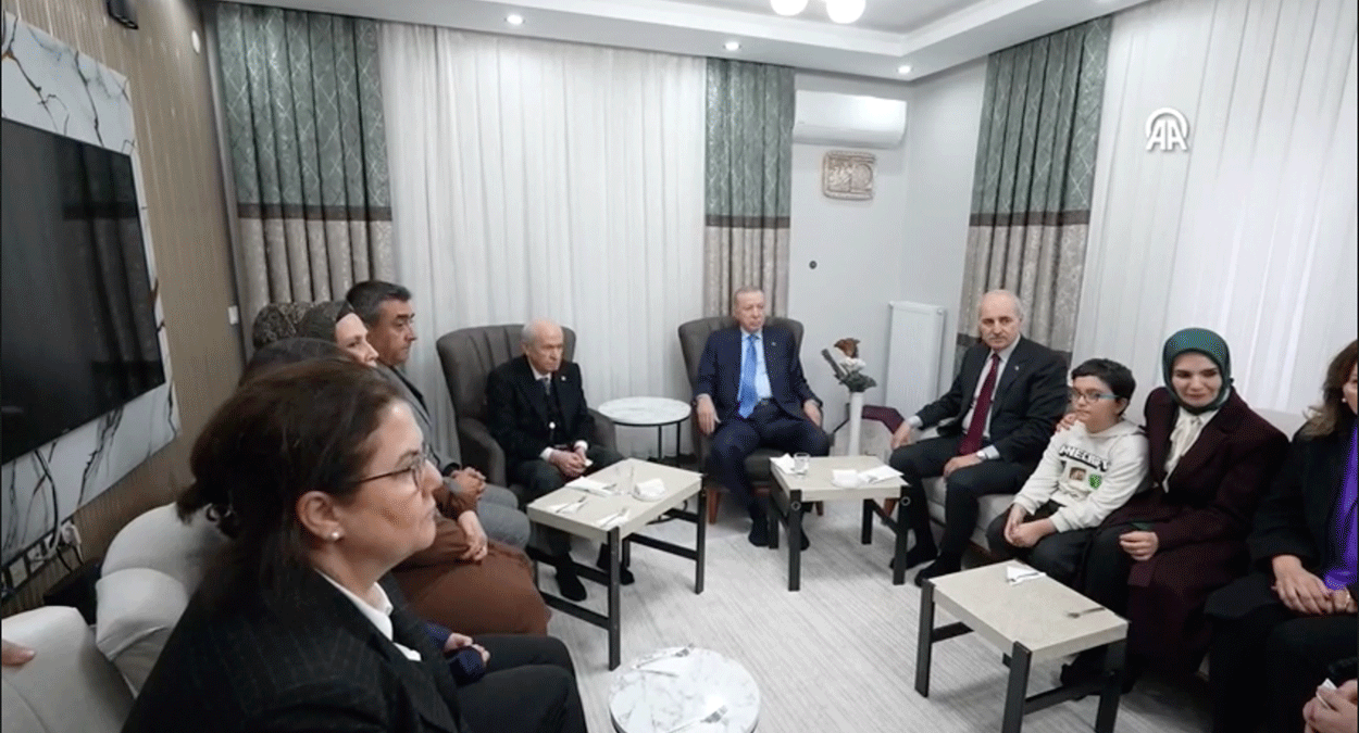 Erdoğan Osmaniye'de: Depremzede Solak ailesini yeni evlerinde ziyaret etti