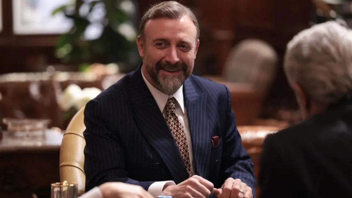 Halit Ergenç kariyerinin 'en iyi 3'ünü seçti! Usta oyuncudan şaşırtan liste