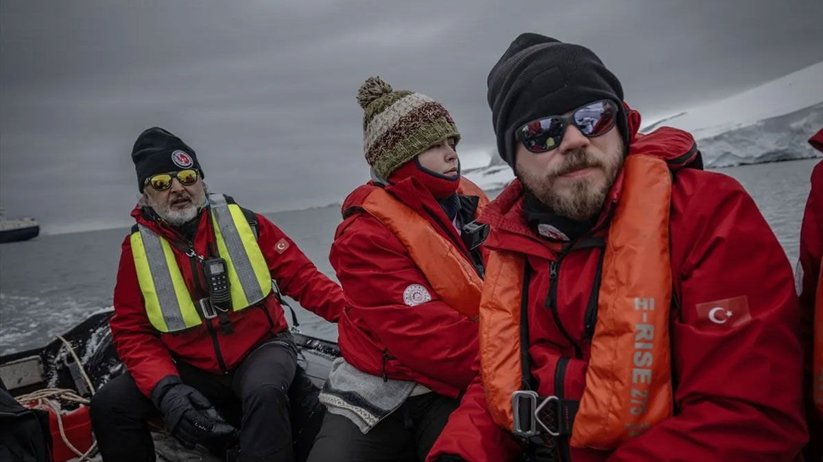 Türk bilim insanları 10. kez Antarktika'da