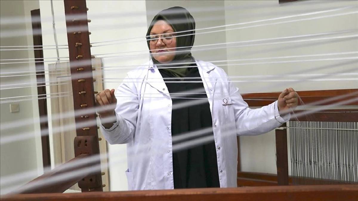 Padişahların kaftanları için kullanılıyordu! Gaziantep’te ‘saray’ geleneği yaşatılıyor: Bitki atıklarıyla renklendiriliyor