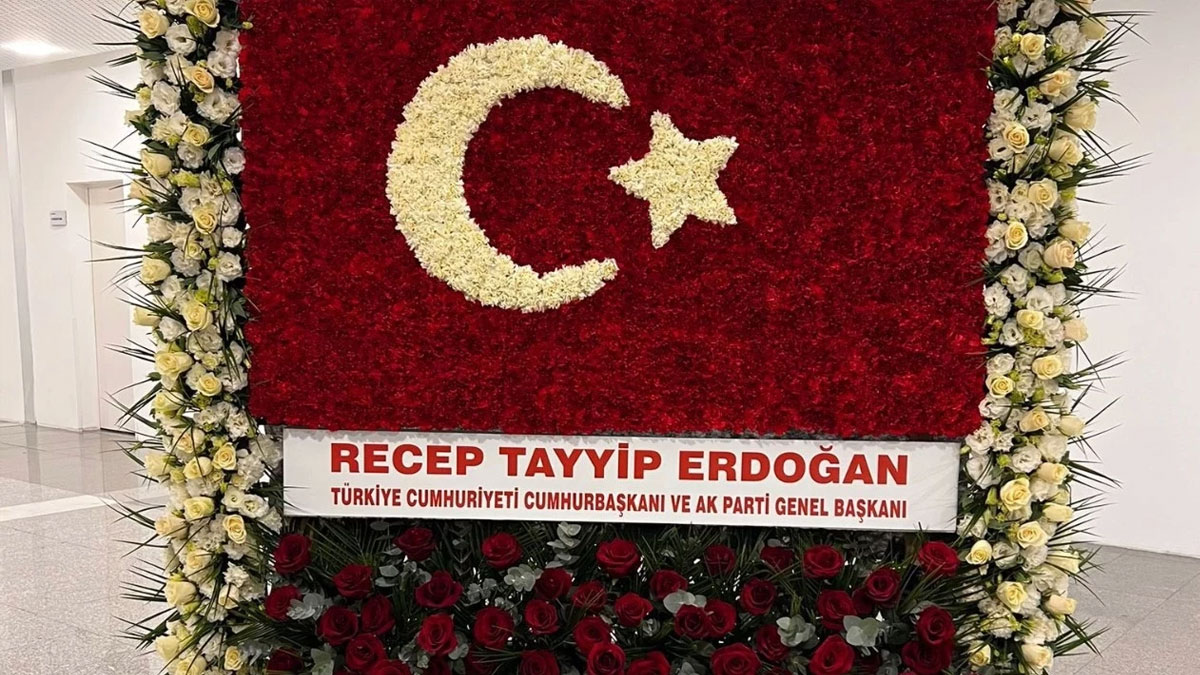 Cumhurbaşkanı Erdoğan'dan Bahçeli'ye 57 gül