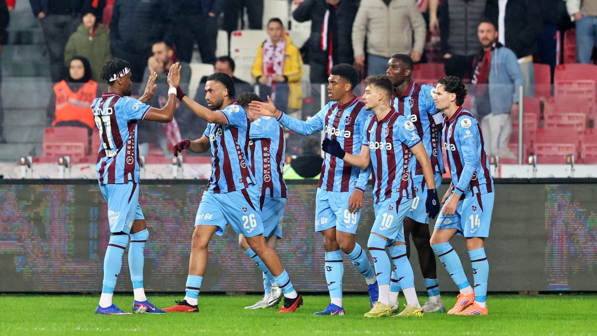 Trabzonspor, deplasmanlarda kabuk değiştirdi: 17 maç 34 puan