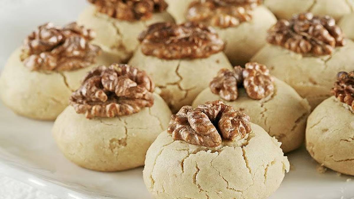Ağızda dağılan lezzet şöleni: Cevizli tahinli kurabiye tarifi