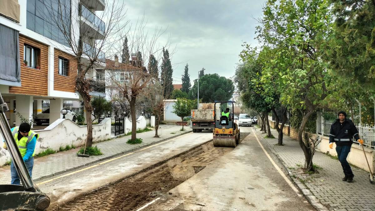 Aydın Büyükşehir Belediyesi kentin dört bir yanında eş zamanlı çalışmalarını sürdürüyor