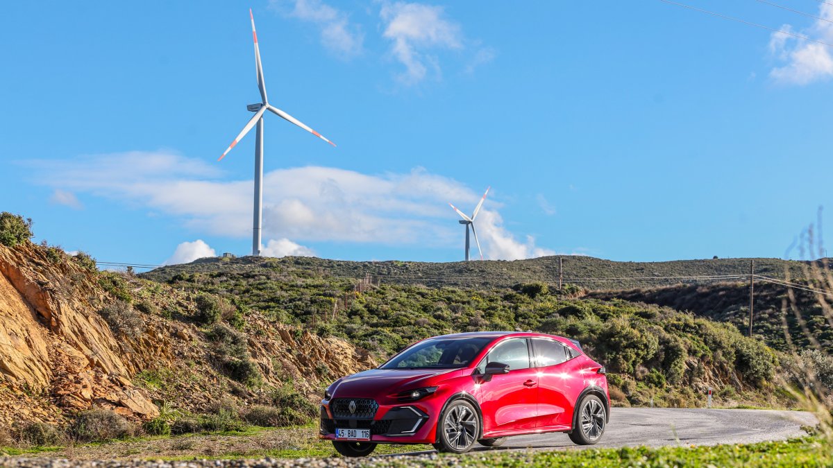 Yeni Renault Clio Türkiye'de!