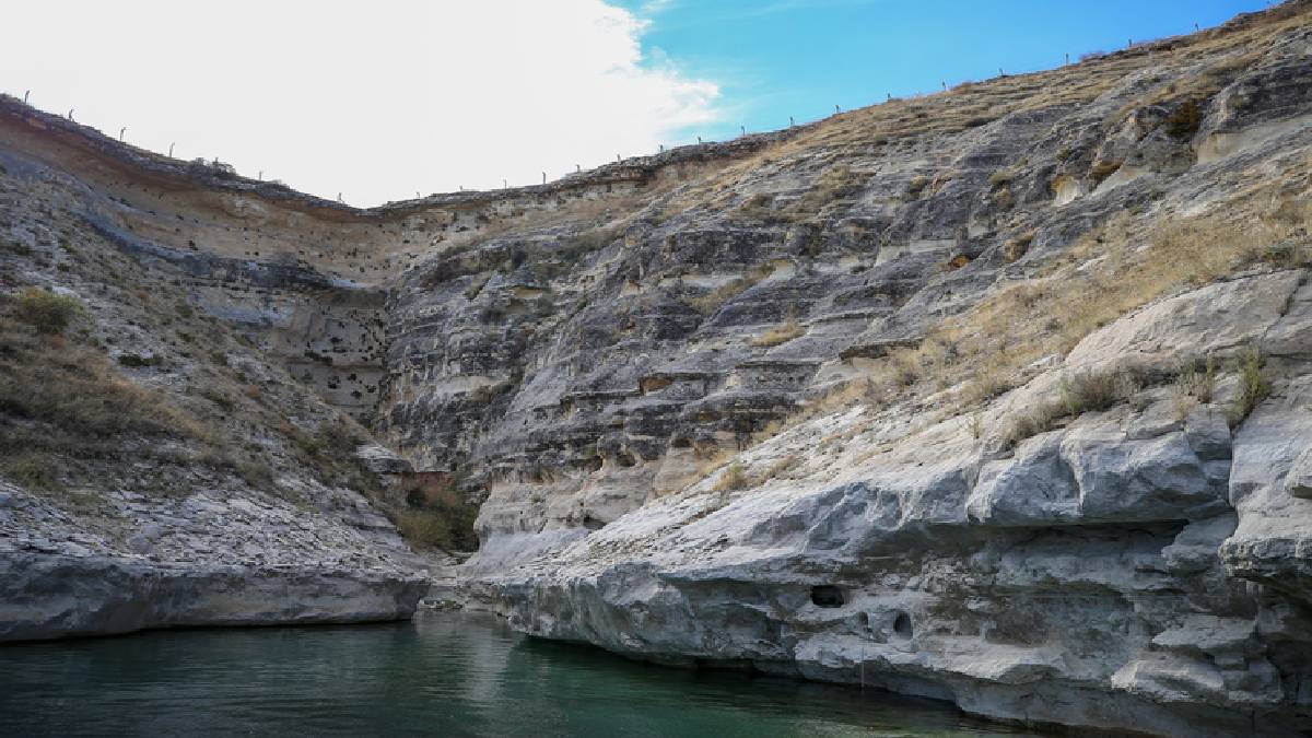 Sular kuruyunca ortaya çıktı! Adıyaman’ın yeni Göbeklitepe’si: 11 bin yıl öncesini anlatıyor,