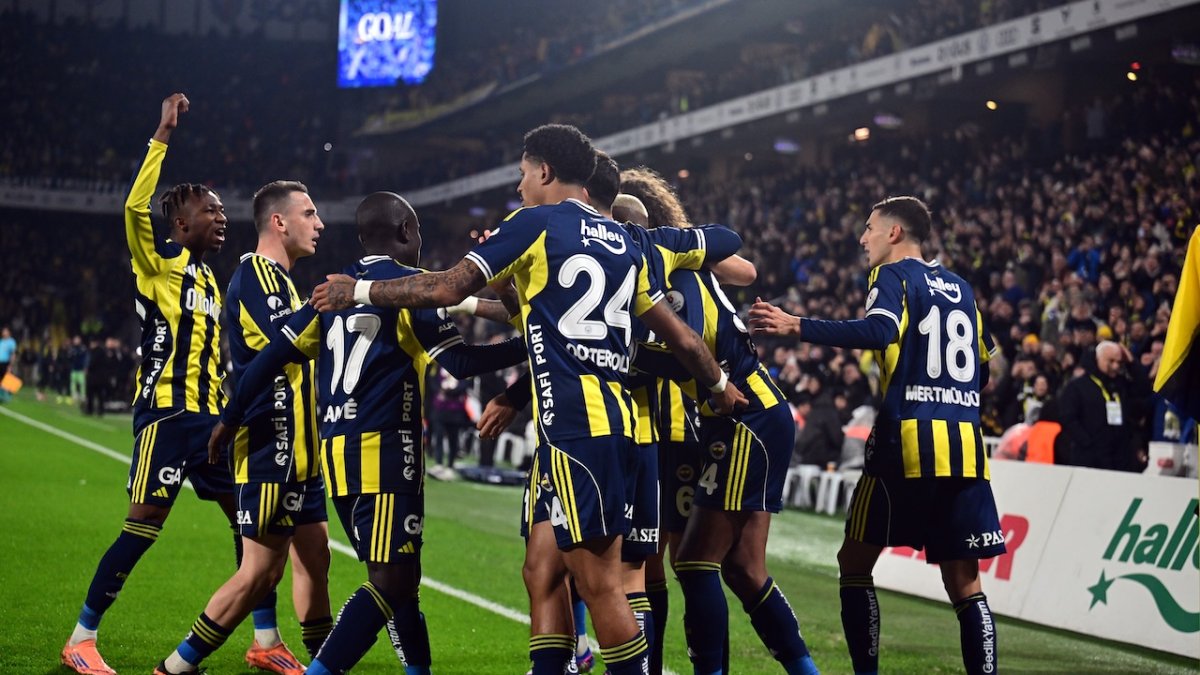 Kanarya evinde kazandı: Fenerbahçe 3 puanı 3 golle aldı