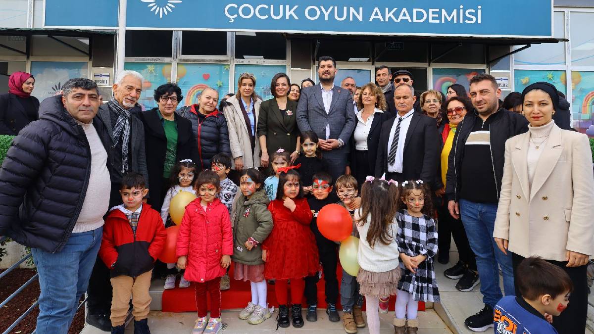 4. Çocuk Oyun Akademisi açıldı: Karabağlar Belediyesi, 3-6 yaş arası çocuklara ücretsiz eğitim ve sosyal gelişim desteği sunacak