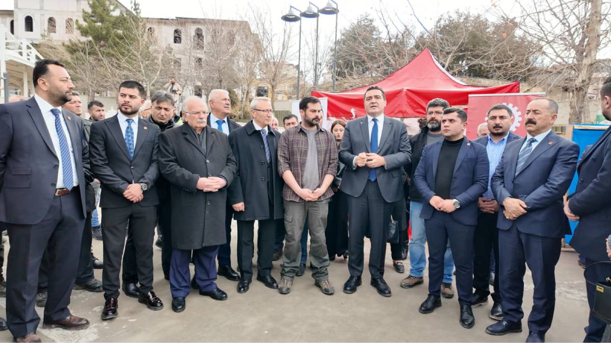 Karasu'dan işçilere tam destek