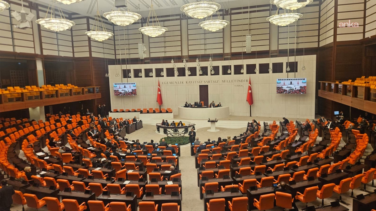 TBMM'de 6 madde daha kabul edildi: Motorlu bisiklet ve Scooter’a sigorta zorunluluğu