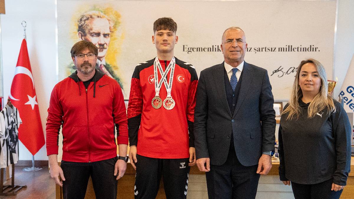 Gaziemirli taekwondocu Türkiye şampiyonu oldu