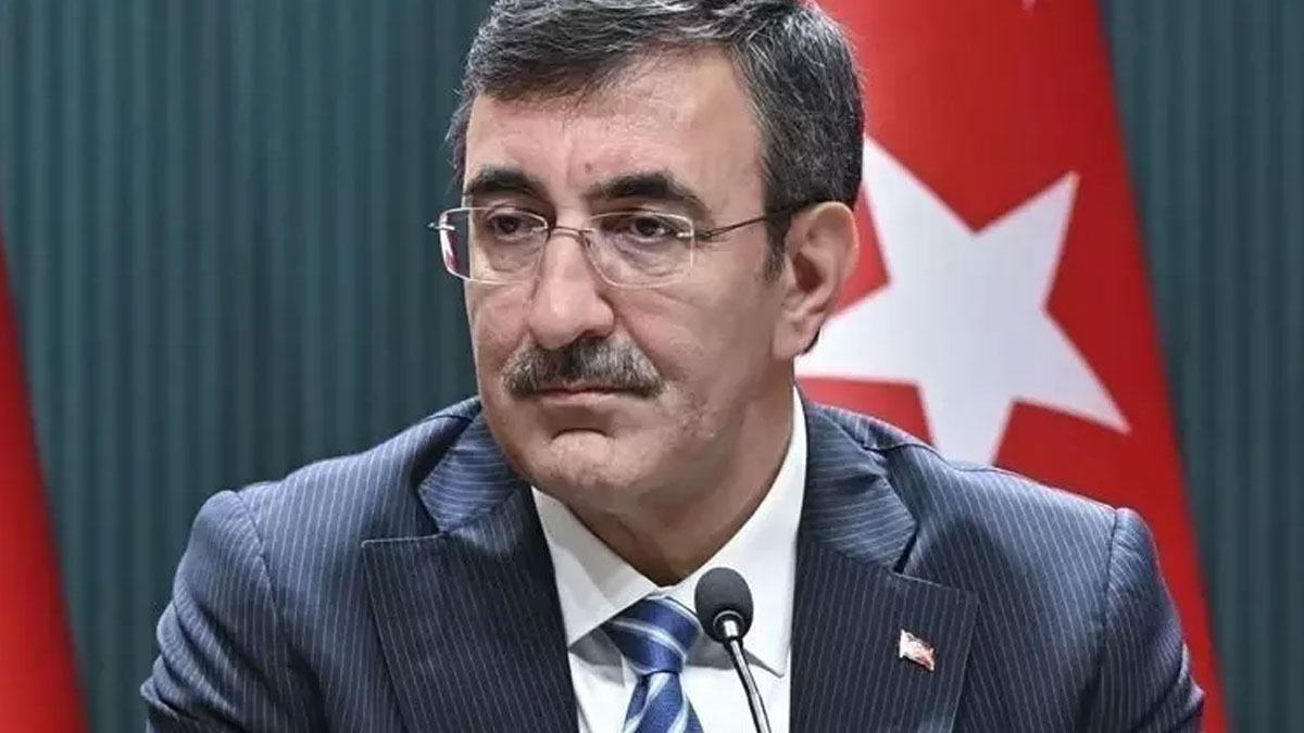 Cumhurbaşkanı Yardımcısı Yılmaz'dan 'yemin töreni' açıklaması: Tüm partileri sorumluluğa davet ediyorum