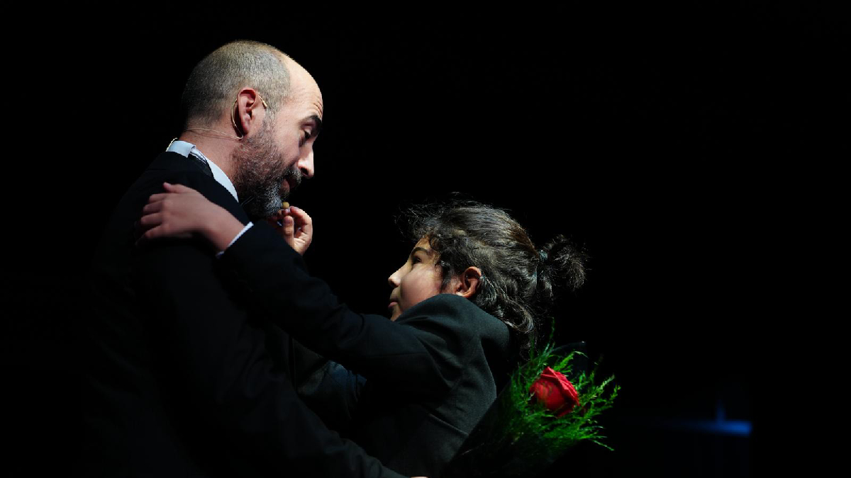 Büyükşehir’in Gençlik Senfoni Orkestrası ilk konserinde devleşti