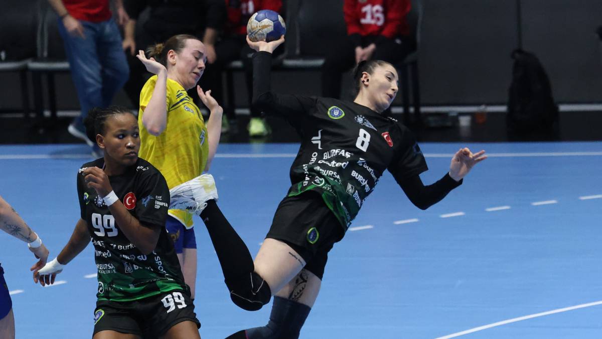 Bursa Büyükşehir Belediyespor sezonu zirvede tamamladı