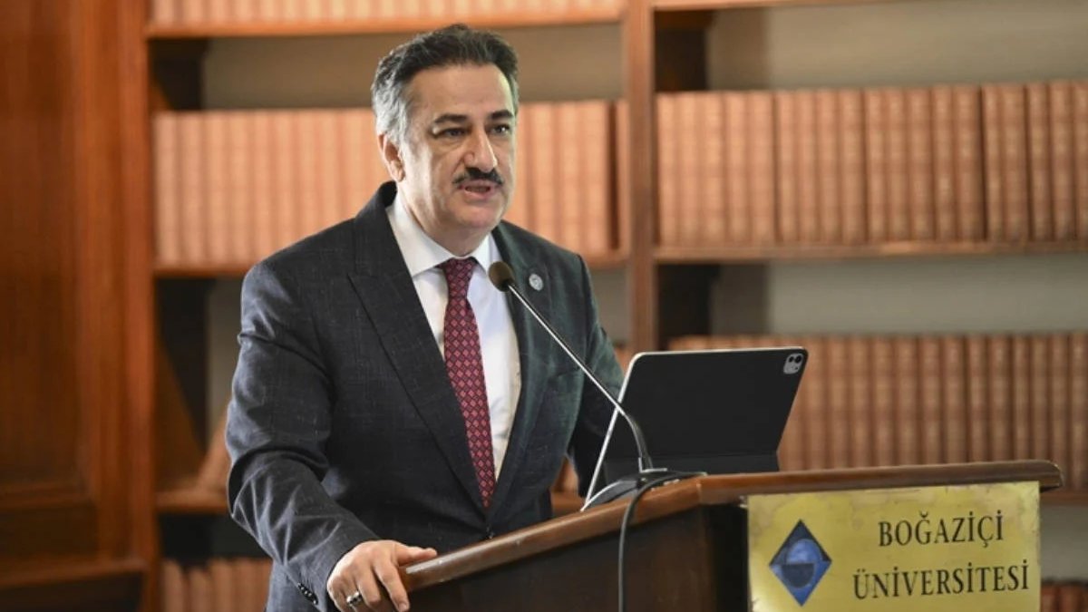 AYM: Boğaziçi Üniversitesi Rektörü Naci İnci’nin öğrenciye karşı aldığı “önleyici tedbir” protesto hakkını ihlal etti