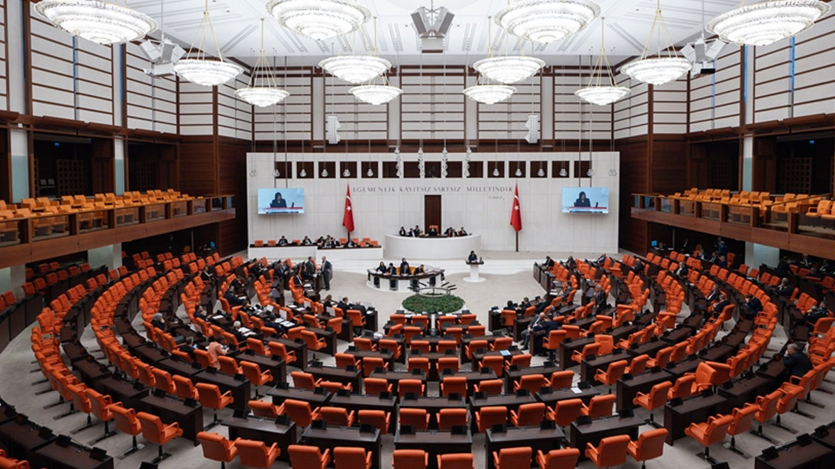 Trafik Kanunu teklifi TBMM'de kabul edildi