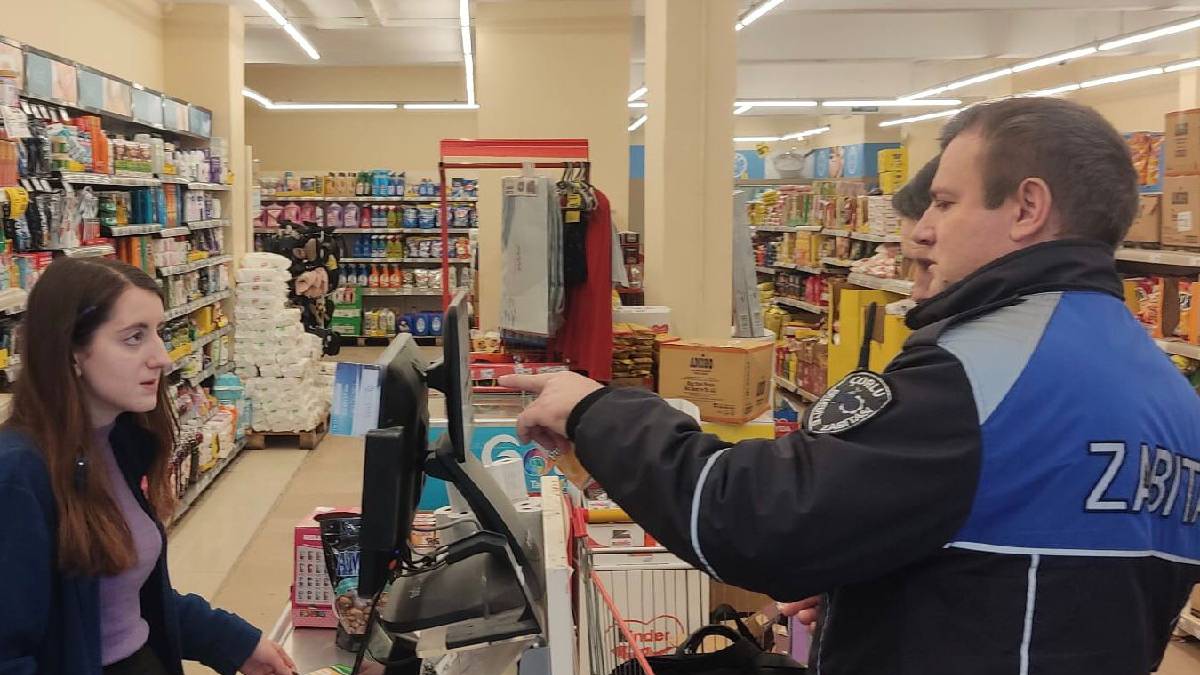 Çorlu Belediyesinden marketlere sıkı markaj