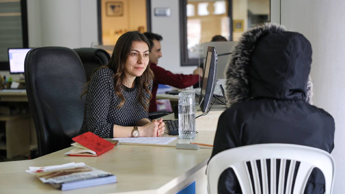 Emekli destek kartına yoğun ilgi