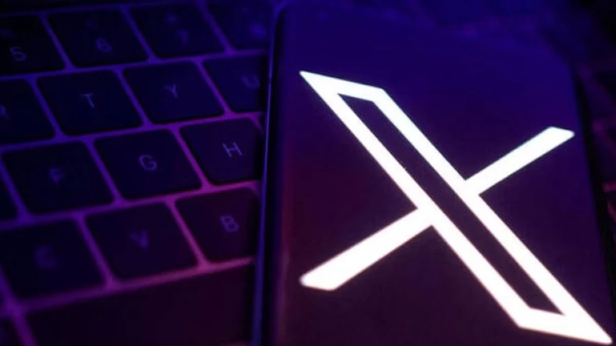 X’ten İran’a mavi tik müdahalesi