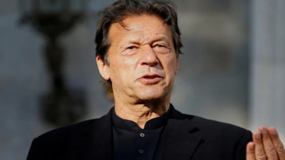 İmran Khan kimdir, neden gündem oldu? Pakistan'ı karıştıran liderin olaylı hayatı