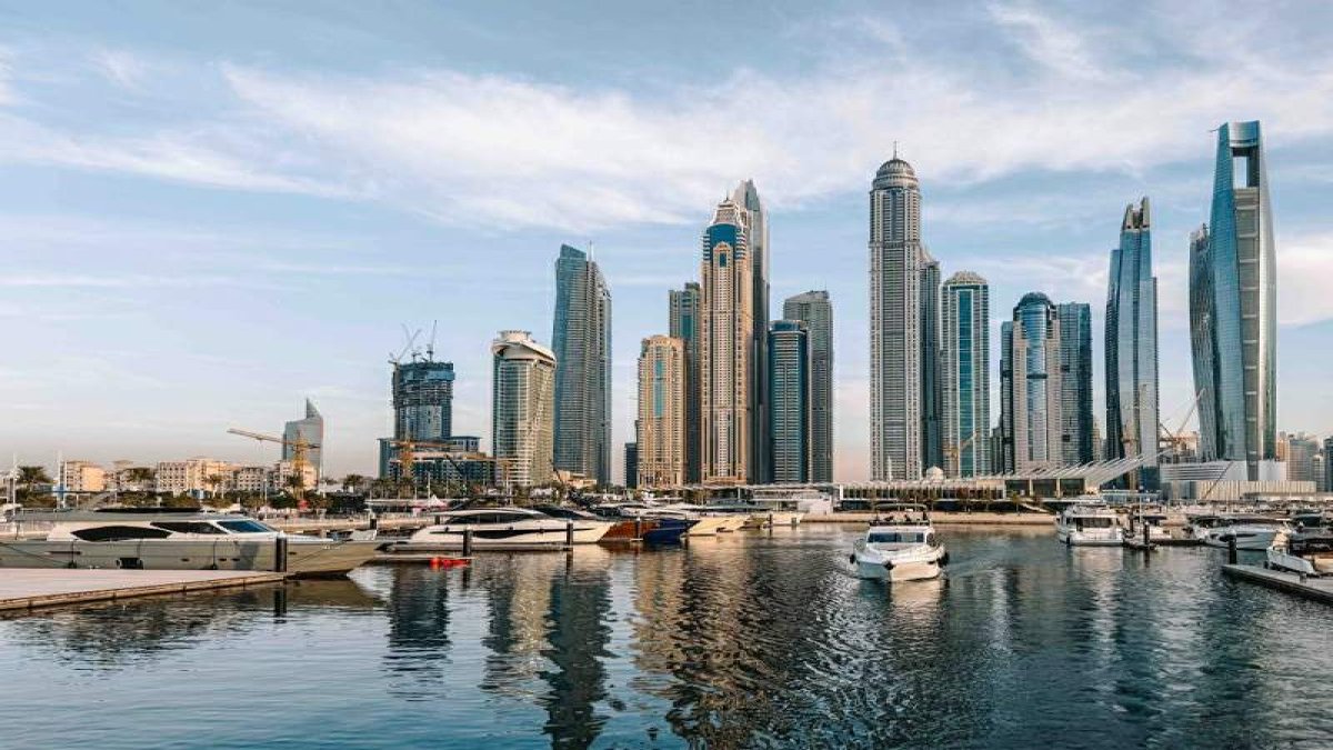 Resmen para akıtıyorlar: Dubai, Çinli zenginlerin yeni güvenli limanı haline geldi