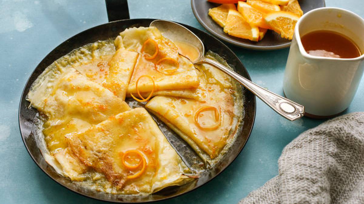 Portakal kabuğunun aroması tereyağlı sosla buluşuyor: Damak çatlatan krep süzet tarifi