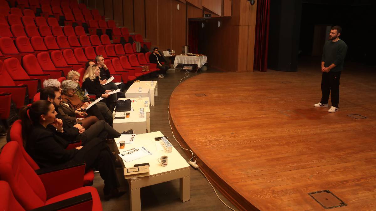 Yenimahalleli gençler tam burs için ter döktü