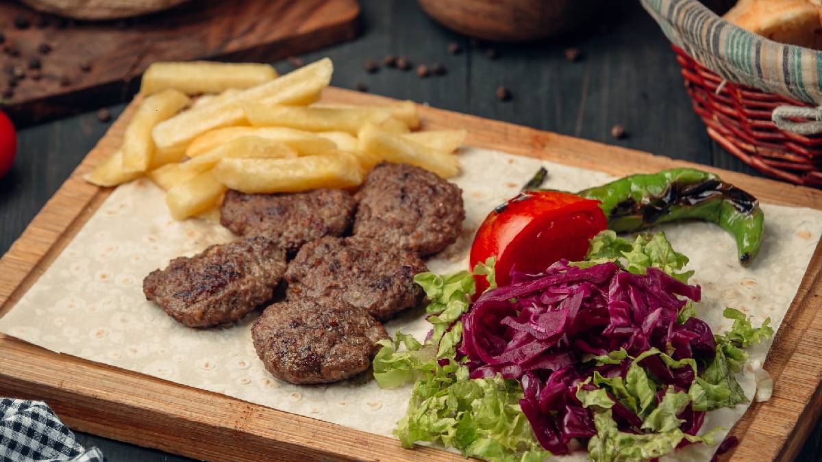 Antalya’da kafede 22 bin liralık hesap krizi: Başvuru reddedildi, ceza kesildi