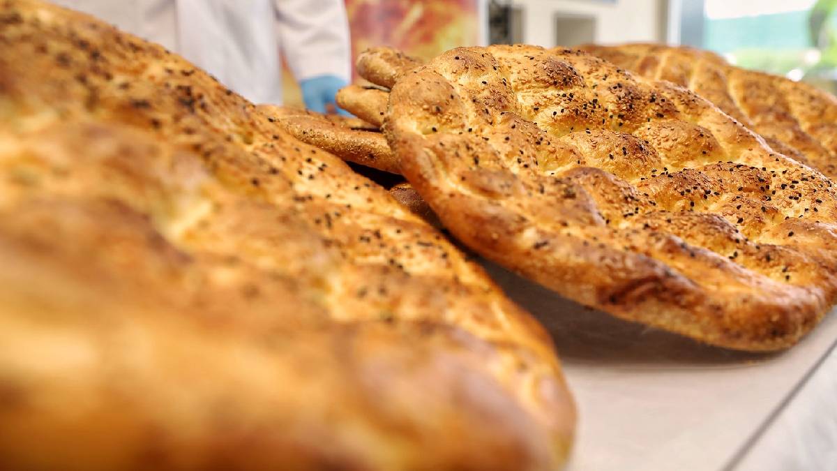 Bursa’da 450 gramlık BESAŞ ramazan pidesi 25 TL!