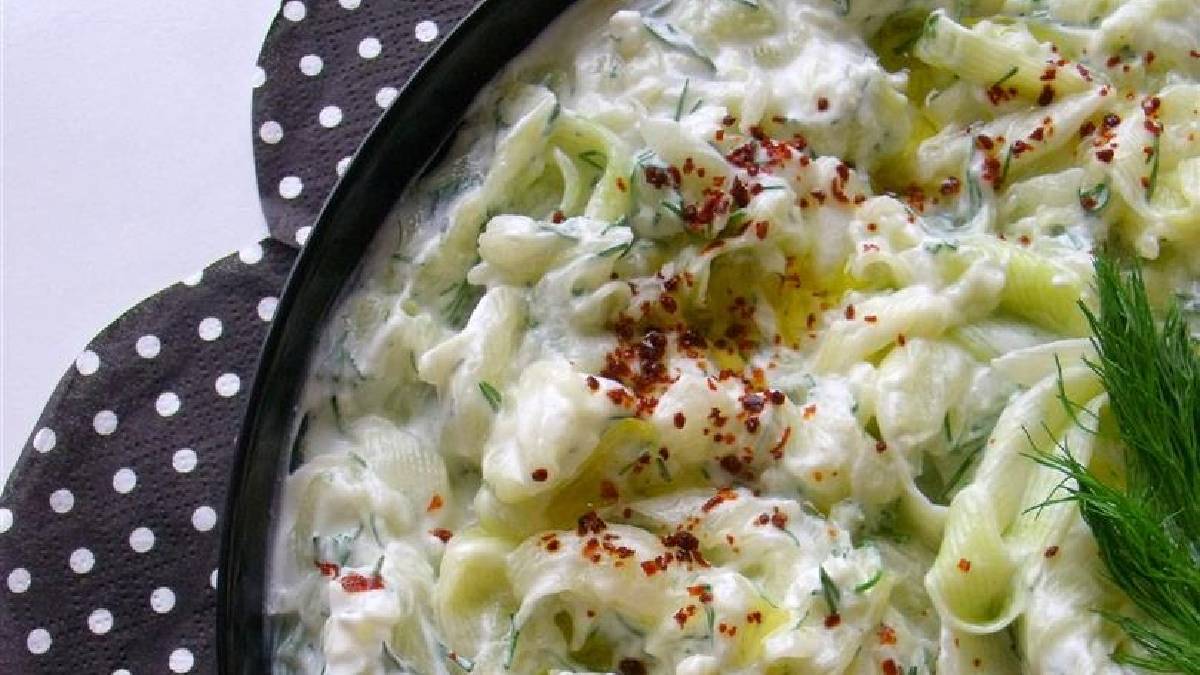 Ege’den sofralara yayılan hafif lezzet: Kabak çığırtma tarifi