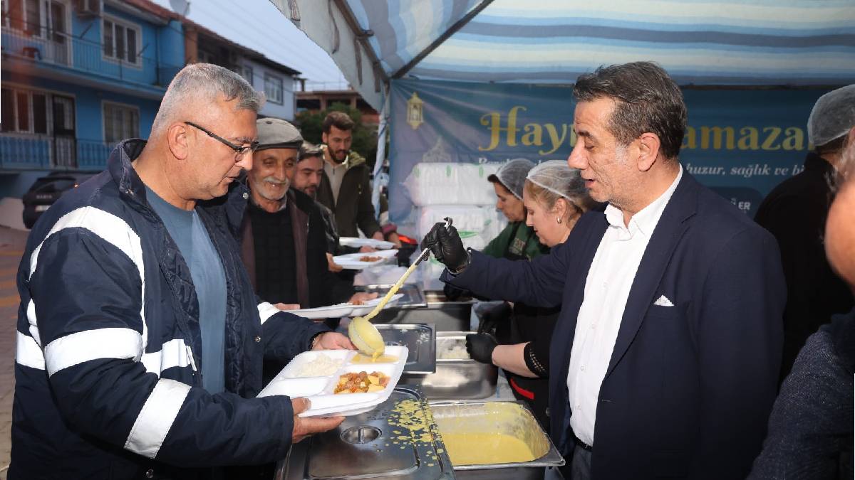 Efeler şehrin dört bir yanında iftar sofraları kuracak