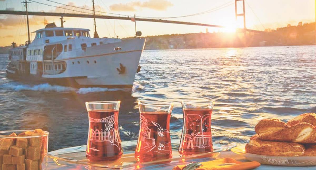 Kriz vapurda çay  keyfini de bitirdi