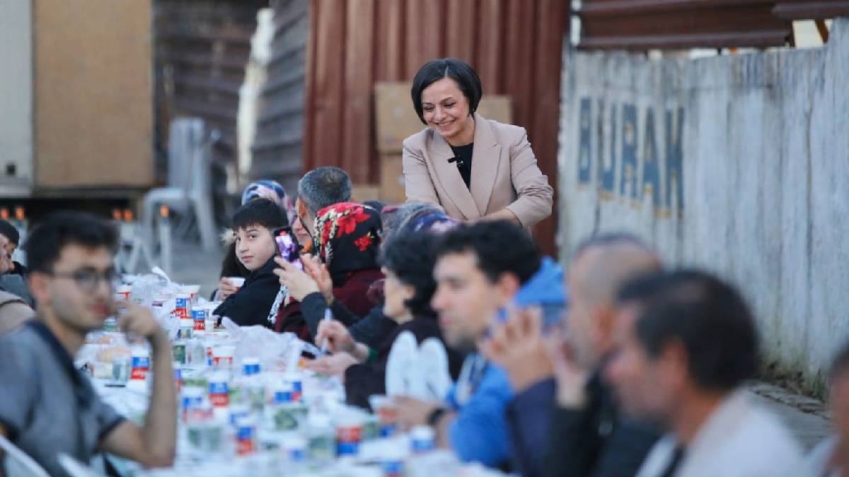 Karabağlar ’da Ramazan bereketi ortak sofralarda paylaşılacak