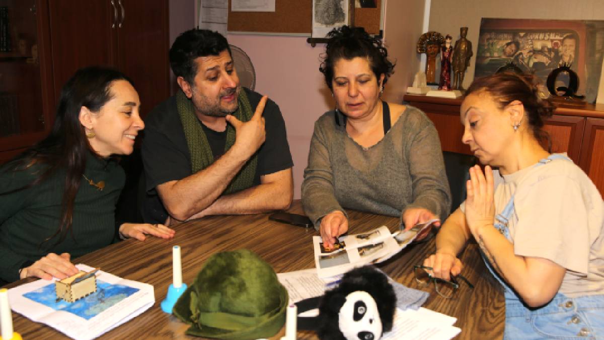 Şehir Tiyatrolarından minik izleyicileri için yeni oyun: “Rüzgârda Savrulan Yapraklar”