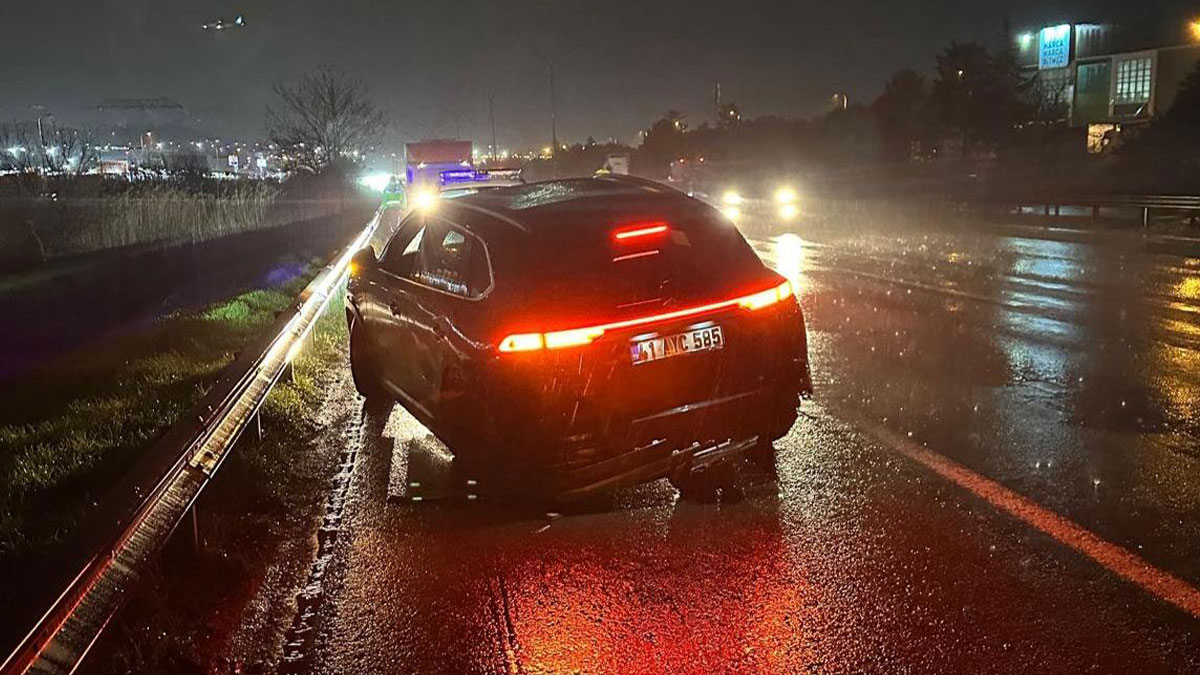 Otoyolda Togg T10X faciası: 140 kilometre hızla giderken arka aks koptu