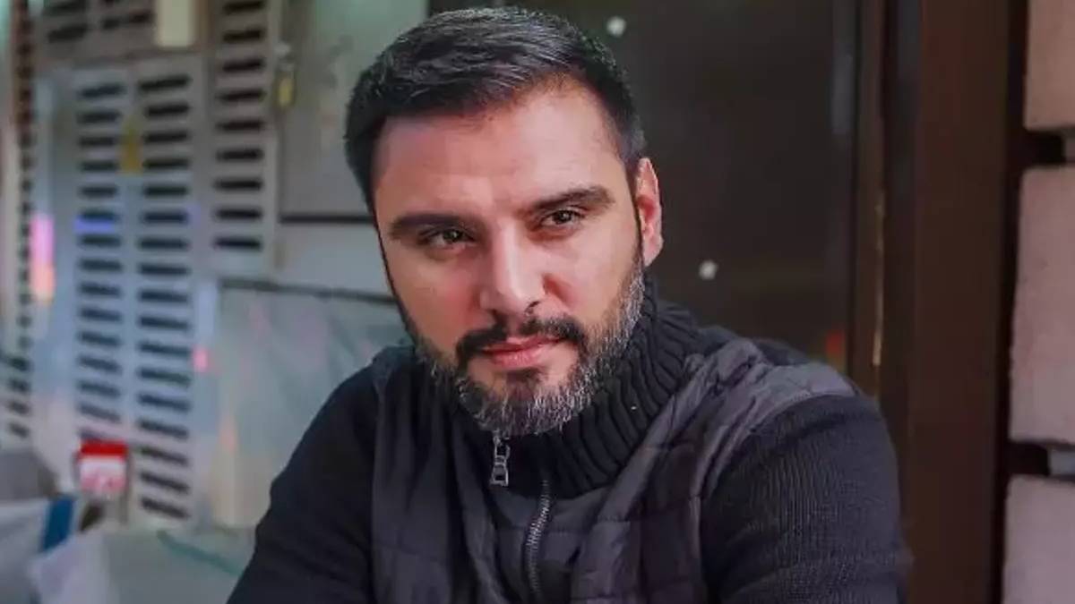 Ünlü şarkıcı Alişan Ramazan’da umreye gitti! ‘Yine nasip oldu, şükürler olsun’