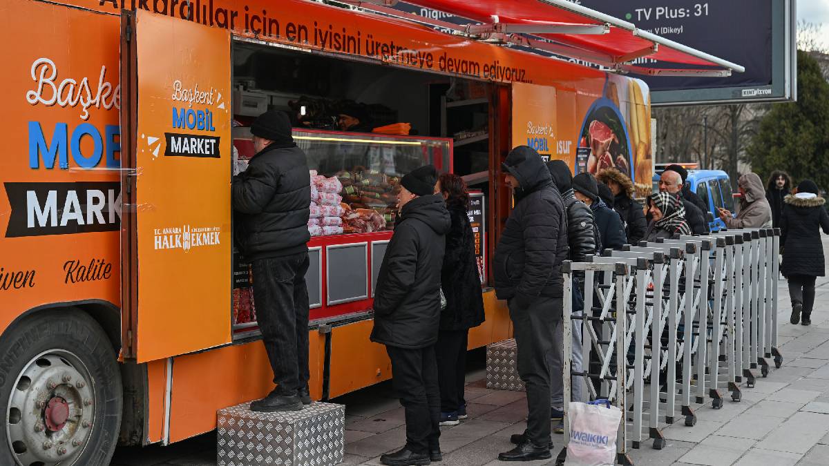 Yerli besi etler bu Ramazan’da da vatandaşın sofrasında: Başkent Mobil Market ile toplam 4 bin 243 kilogram kırmızı et satıldı