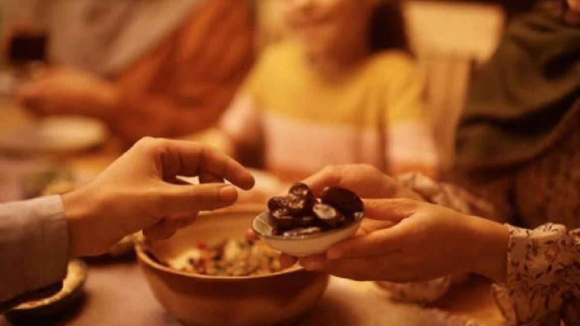 Uzmanlardan sahur ve iftar tavsiyesi: Dengeli beslenme, düzenli uyku