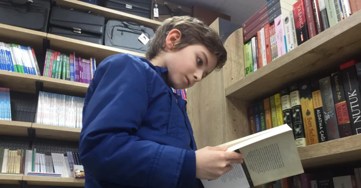 Bakanlık koruması altına alınmıştı: Uzun saçlarıyla dikkat çeken Filozof Atakan'ın yeni imajı