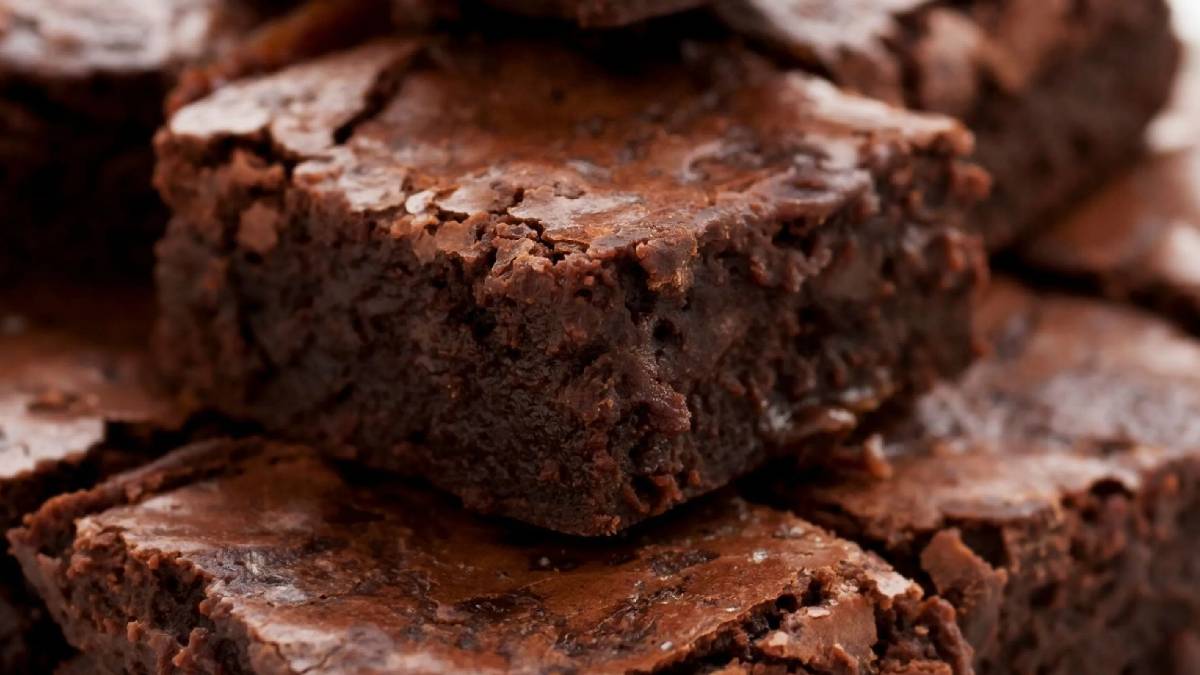 Vicdanınız rahat, karnınız tok olsun: 3 malzemeli glütensiz fit brownie tarifi