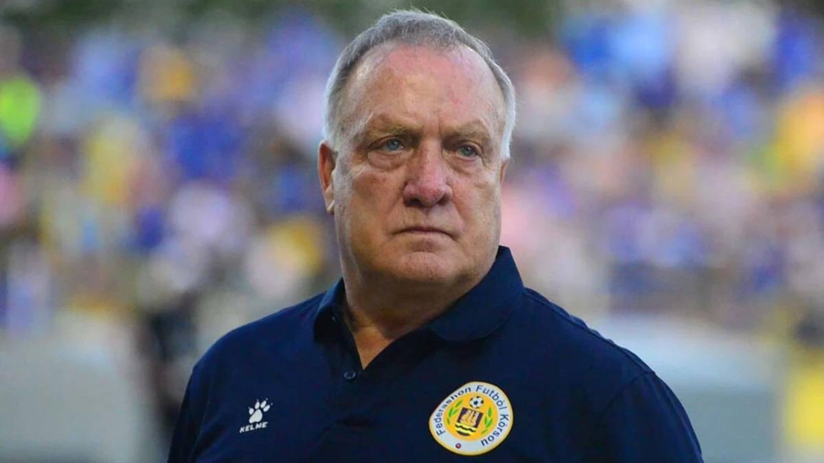 Dick Advocaat, Curaçao Milli Takımı'ndan ayrıldı