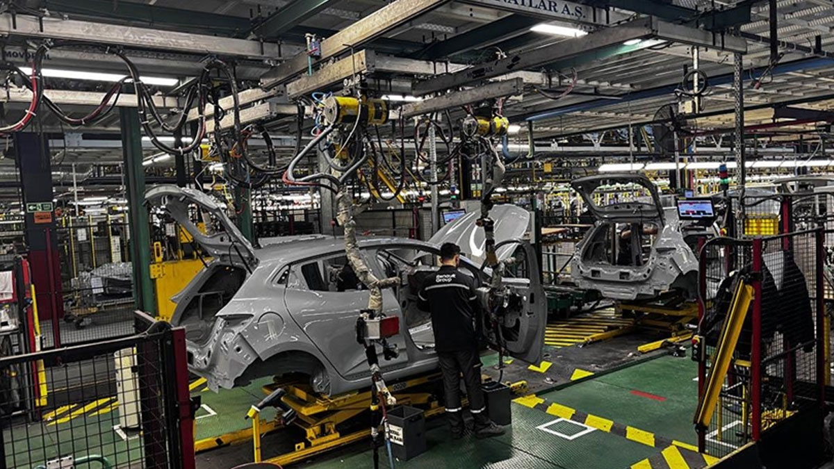 Renault'dan Türkiye'de elektrikli otomobil hamlesi: Batarya için Togg'un üreticisi Siro ile görüşülüyor