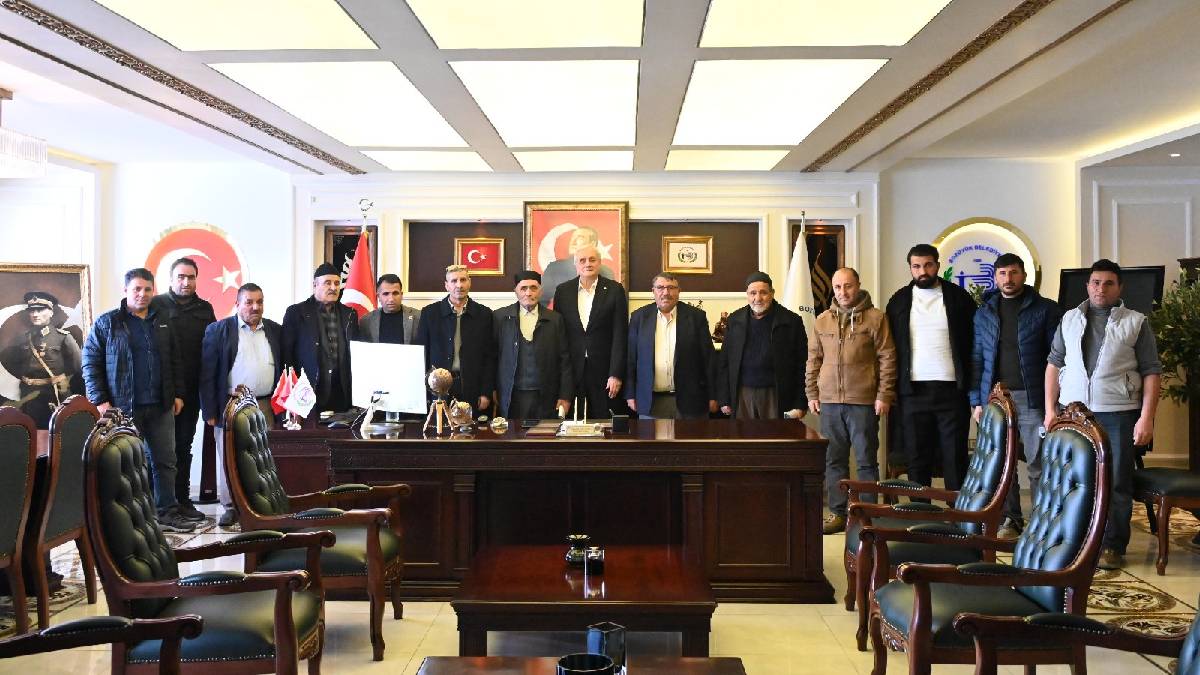 Baharözü Mahallesi tapularına kavuştu