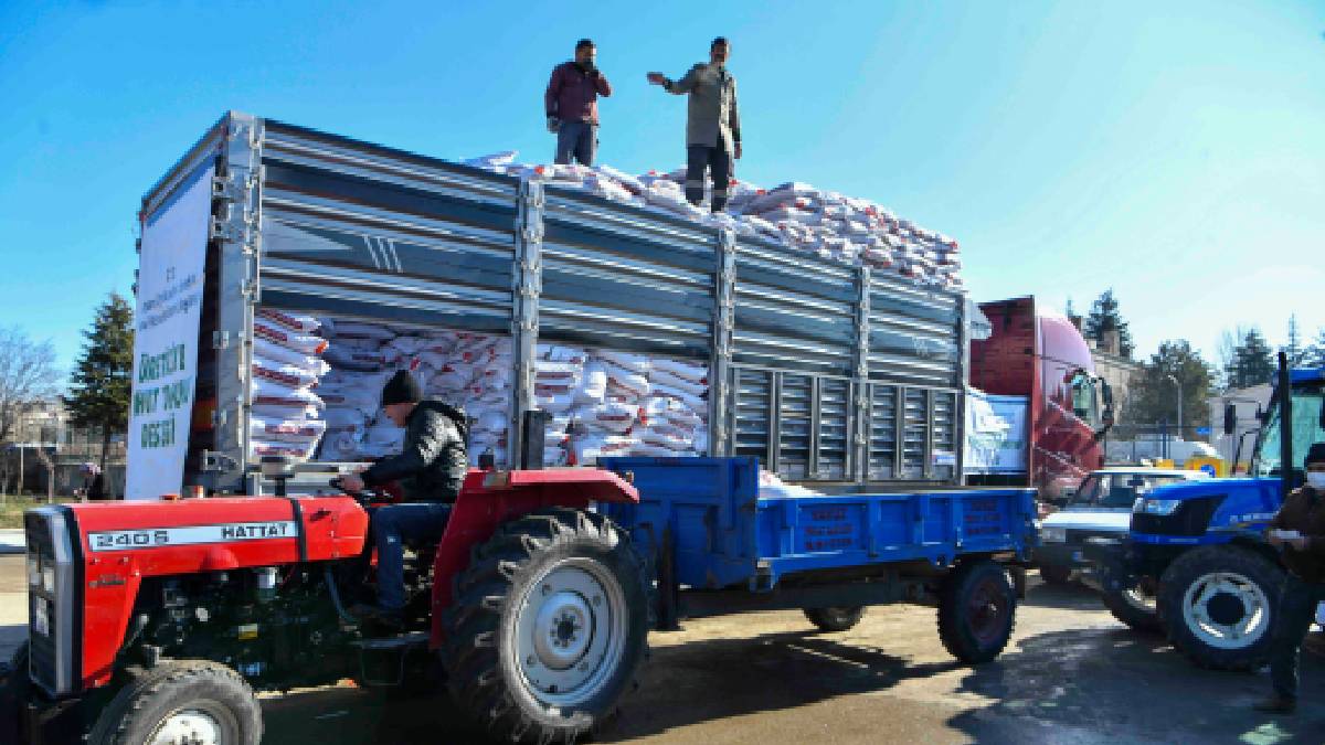 ABB'den yüzde 50 hibe ile nohut tohumu desteği: 25 ilçede 1 milyon 500 bin kilogram sertifikalı tohum üreticiyle buluştu