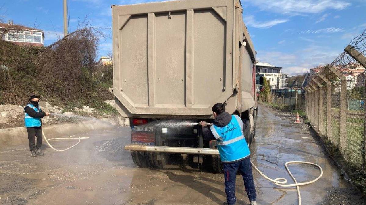 Kdz. Ereğli’de hafriyat kamyonları yıkanmaya başladı: Yollardaki çamur, yarı yarıya düştü