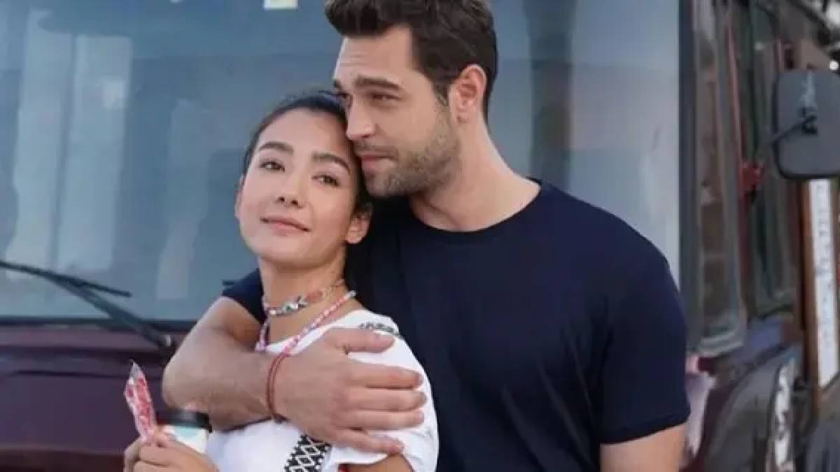 Furkan Andıç’tan aşk dolu doğum günü mesajı! 'İyi ki doğdun güneş çilli sevgilim’