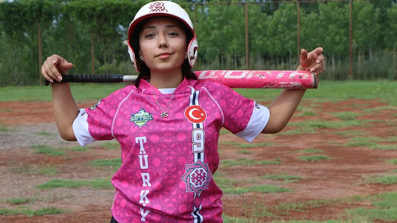 Sahaların savaşçı ruhuydu: Milli sporcu Sevdenur Gülçiçek kimdir, neden öldü?